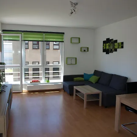 Self Check In/out Apartman